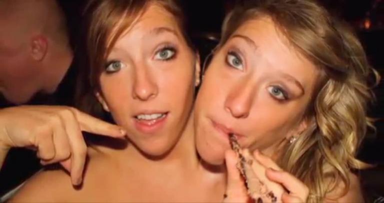 30 Fun Things About Conjoined Twins Abby and Brittany 